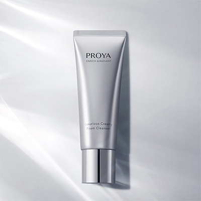 41660全球赢家的信心臻妍焕采奢养洁颜霜